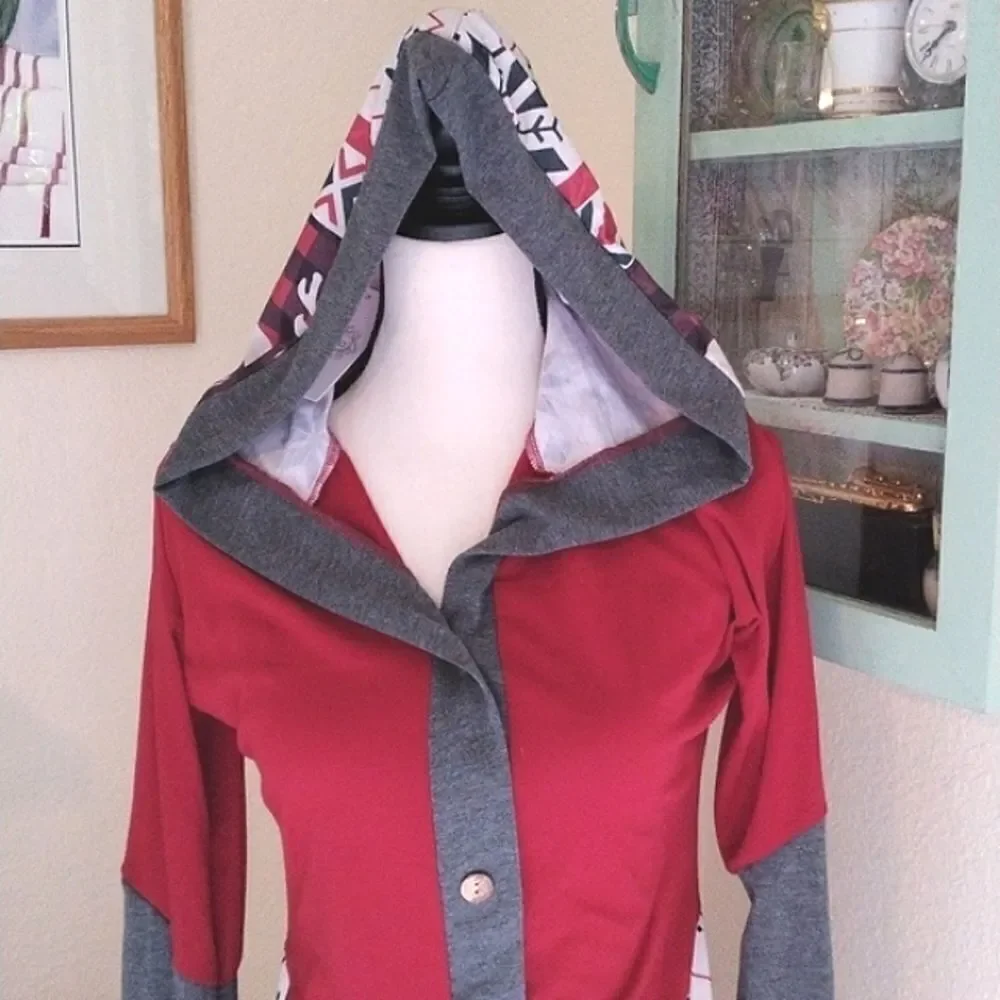NWT Camisa Wintery Cover Up